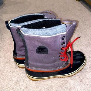 SOLD!! Sorel Cheyanne II Chipmunk boot